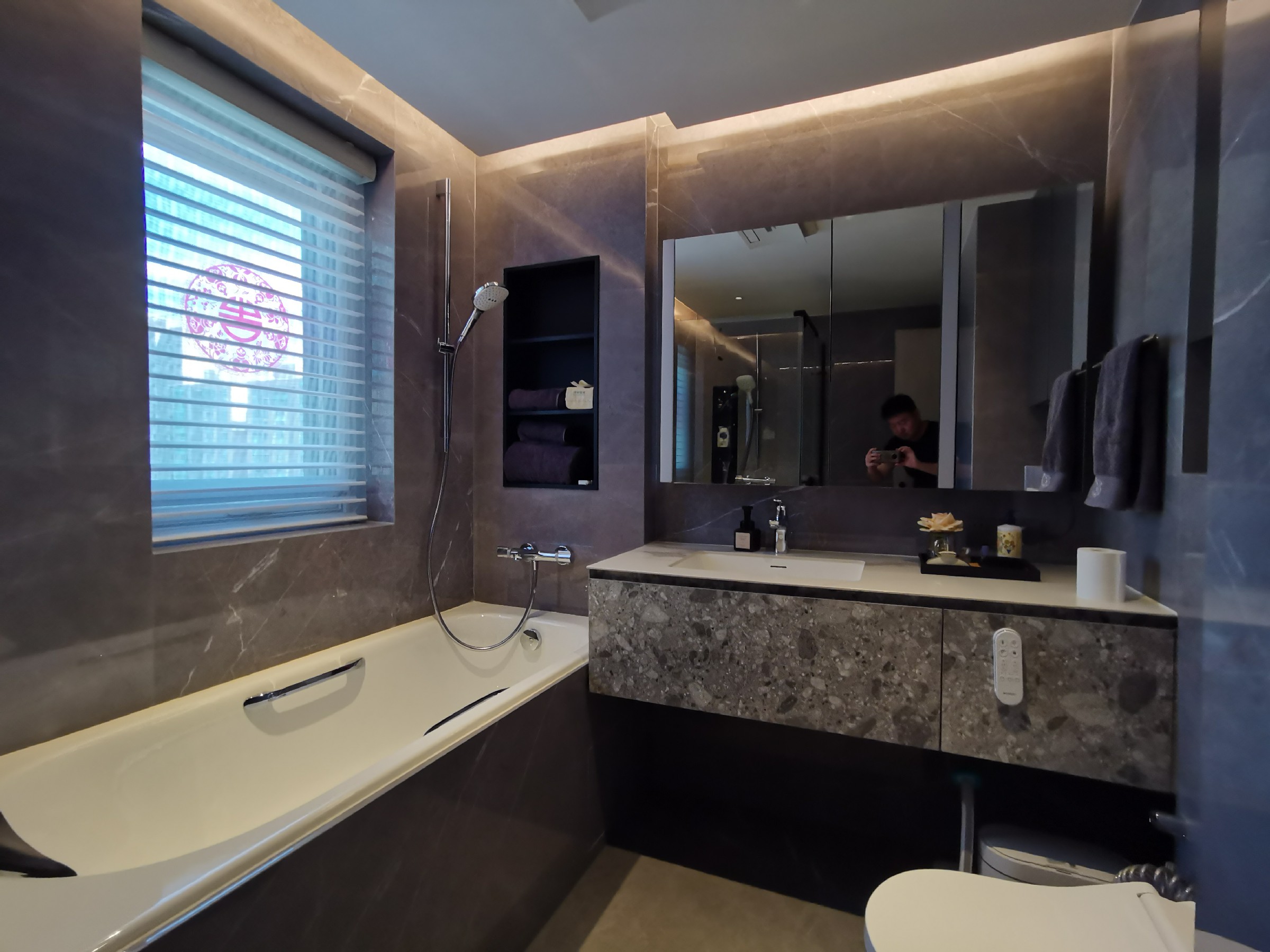 f9e0012700eeede401291efc41e403f4