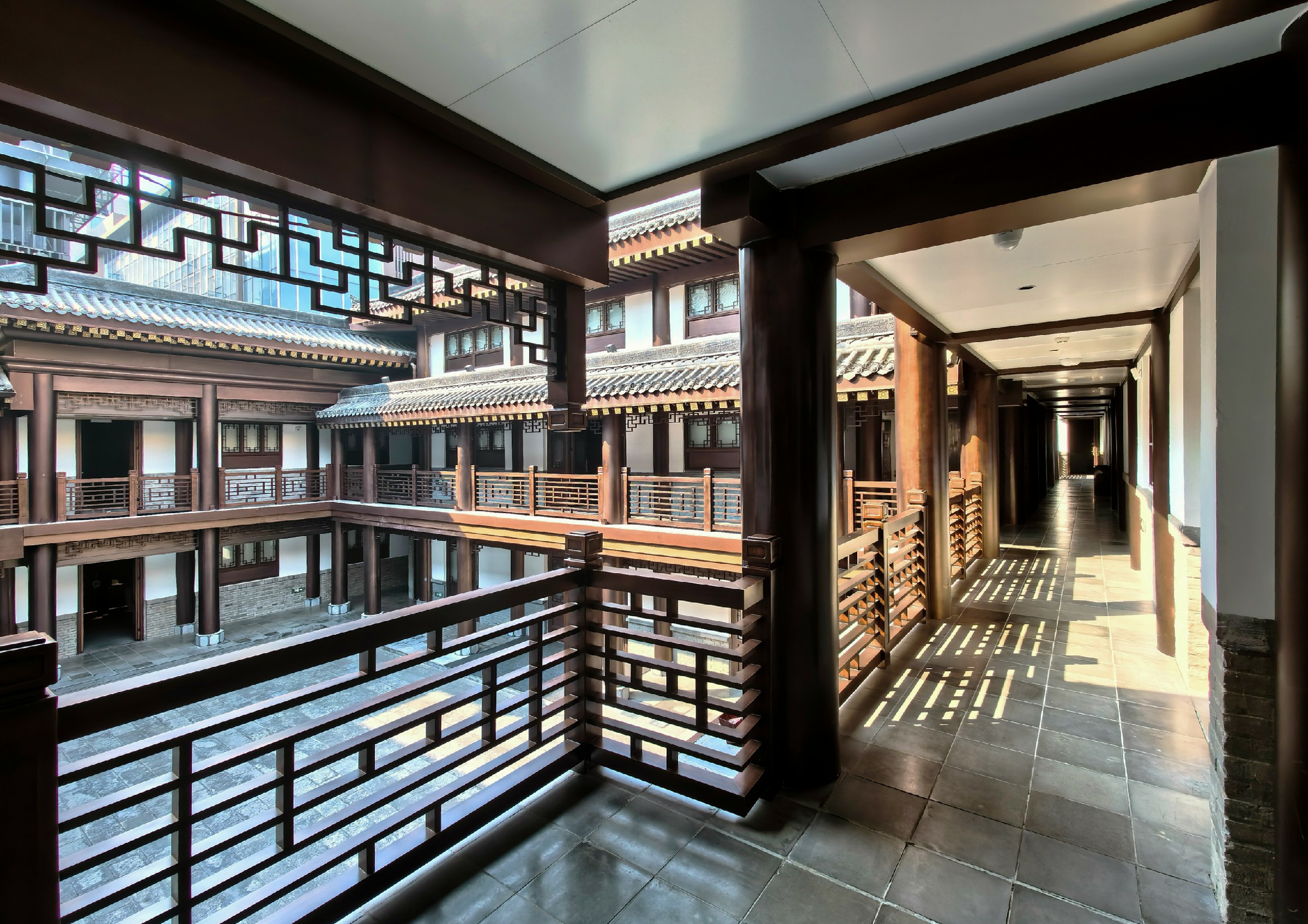 易俗社百年博物馆前后楼二层东侧廊道照片